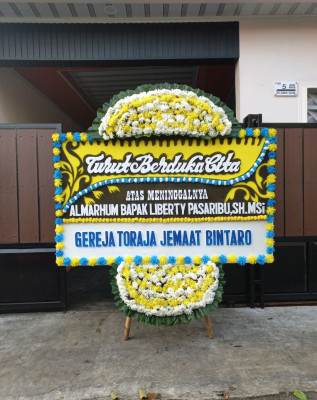Papan Bunga Duka di Dlingo